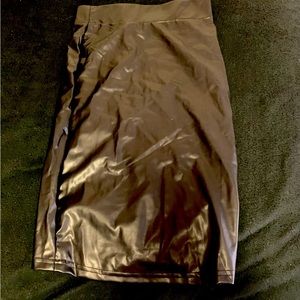 Faux leather mid length skirt